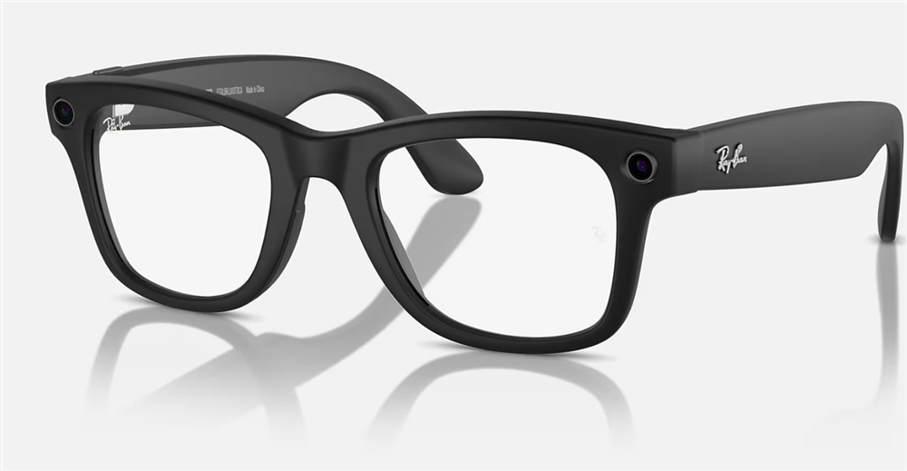 Meta Ray-Ban智能眼镜全面推送实时翻译功能，支持离线使用