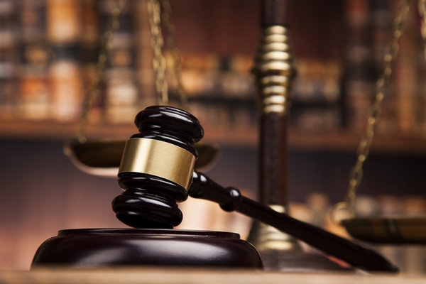 儿子使用AI答题受到惩罚 家长怒了！把学校告上法庭