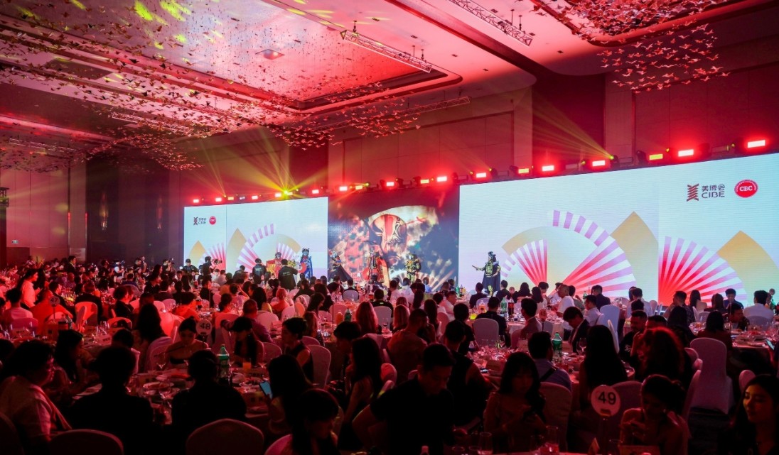 https://img2.danews.cc/upload/images/20250624/d714edfa8316e6df9de2a066d7da3e7f.png