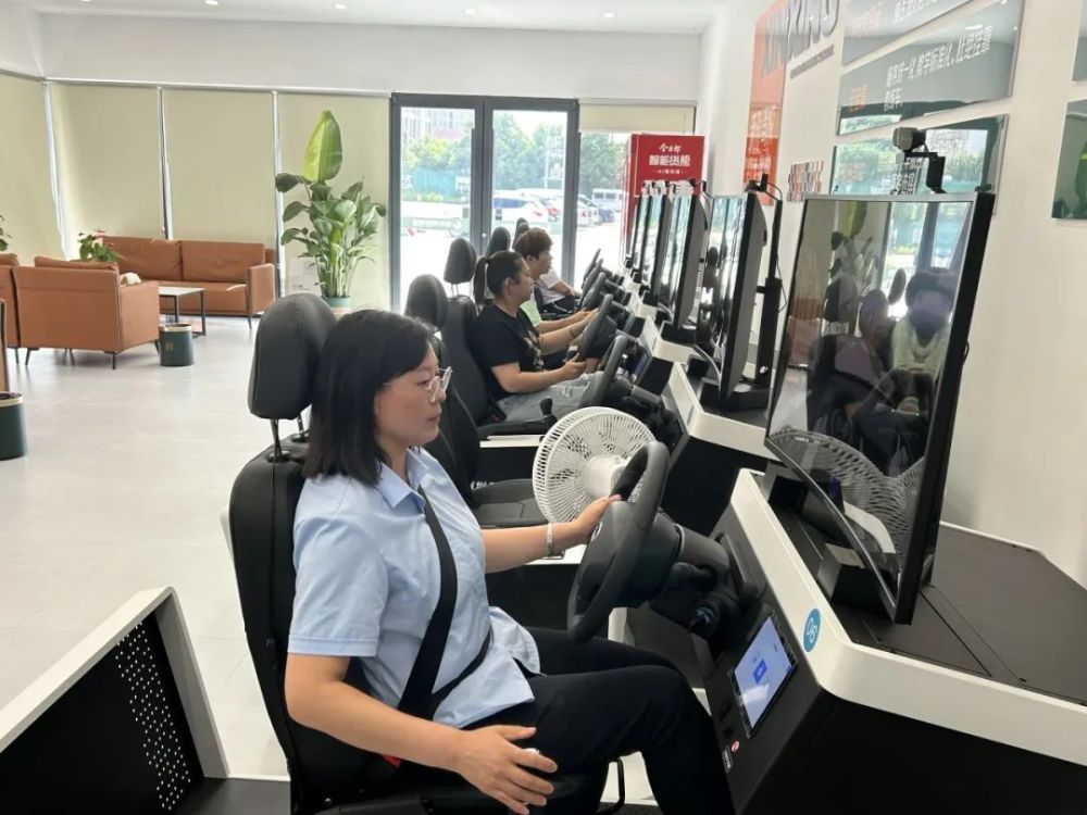 “AI教练”上线! 黄陂开启学车新体验