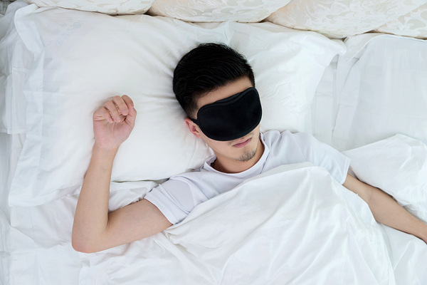 AI床垫独角兽Eight Sleep狂揽1亿美元：让你的床成为健康卫士，F1车手都为它疯狂
